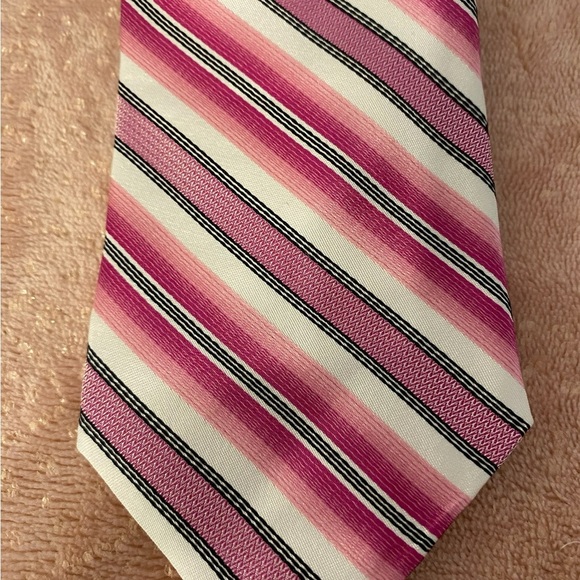 Classic Pink and Cream Striped Tie - Picture 2 of 9
